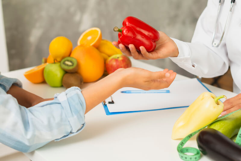 What is a Nutritionist and Why Should You Consult One?